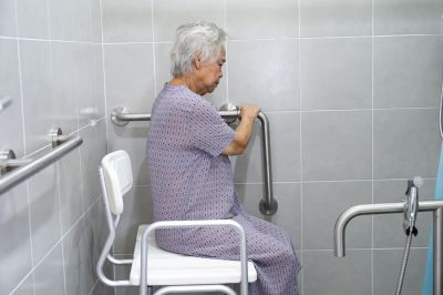 Best Elderly Bathing Contractors in Bismarck, ND